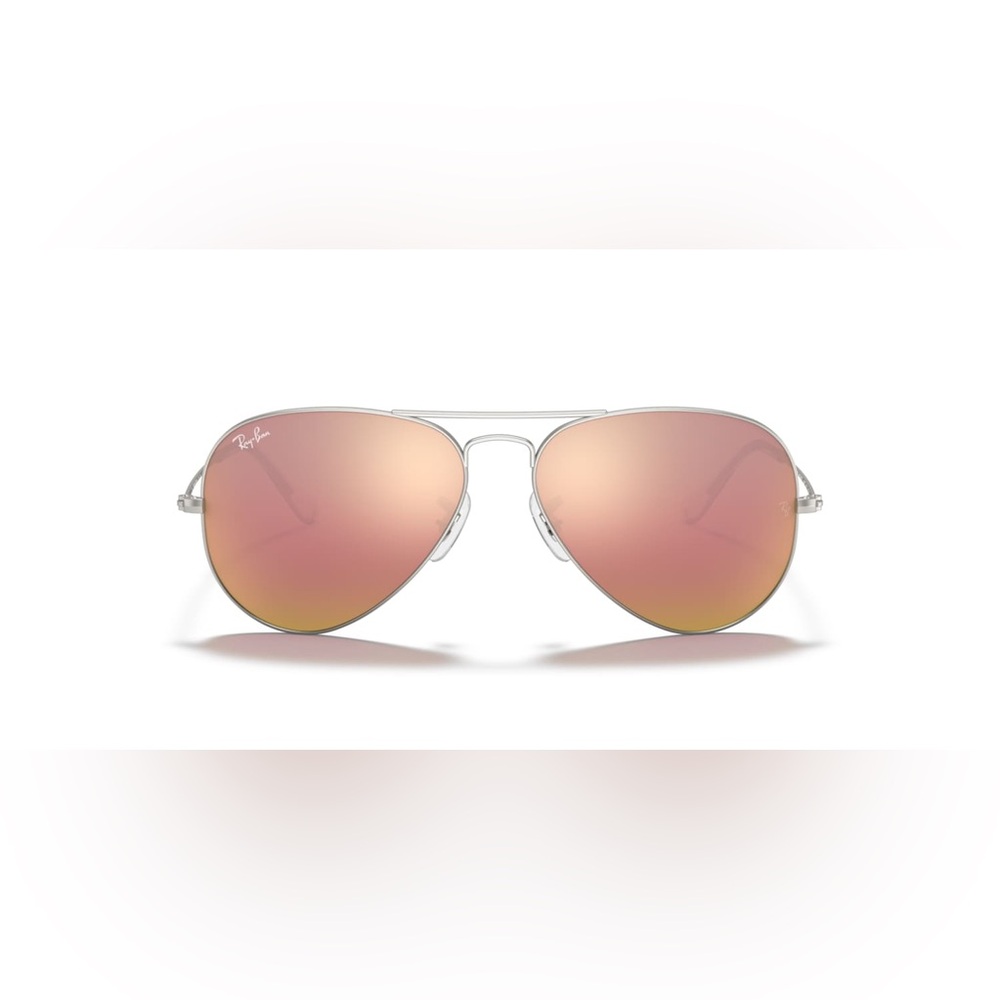 RAY-BAN RB3025 AVIATOR FLASH LENSES
Ray-Ban
